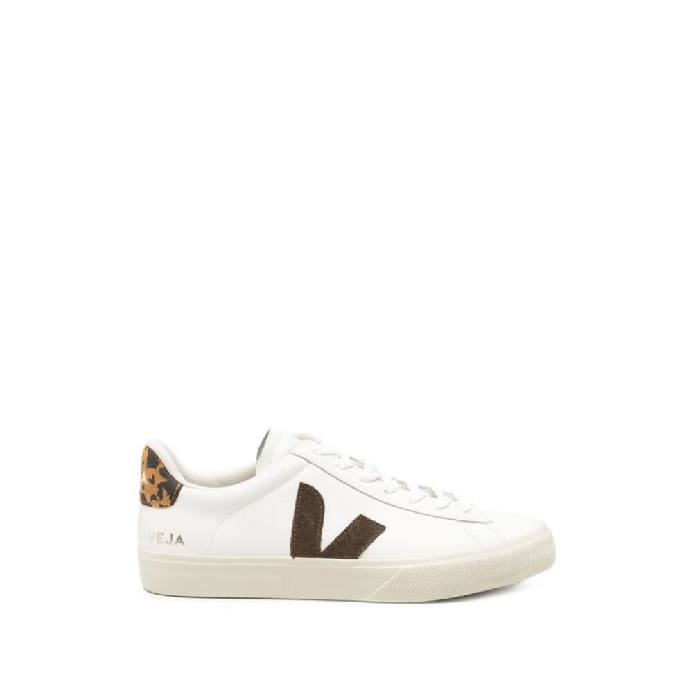 Veja White Trainers - Low-Tops Men